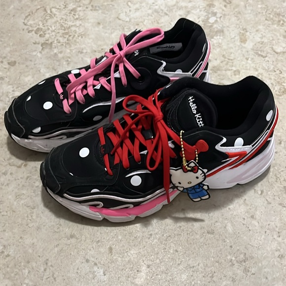 Adidas Hello Kitty Astir Size 7 Women’s Sneaker Shoe Limited Edition Black - Picture 3 of 8